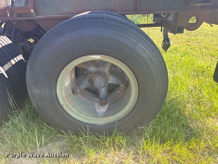 image for item DY3005 1981 USARM hay trailer