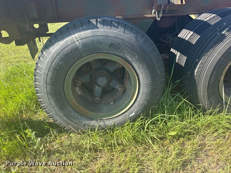 image for item DY3005 1981 USARM hay trailer