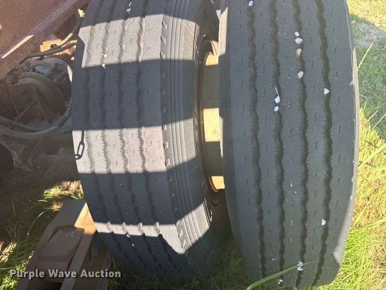 image for item DY3005 1981 USARM hay trailer