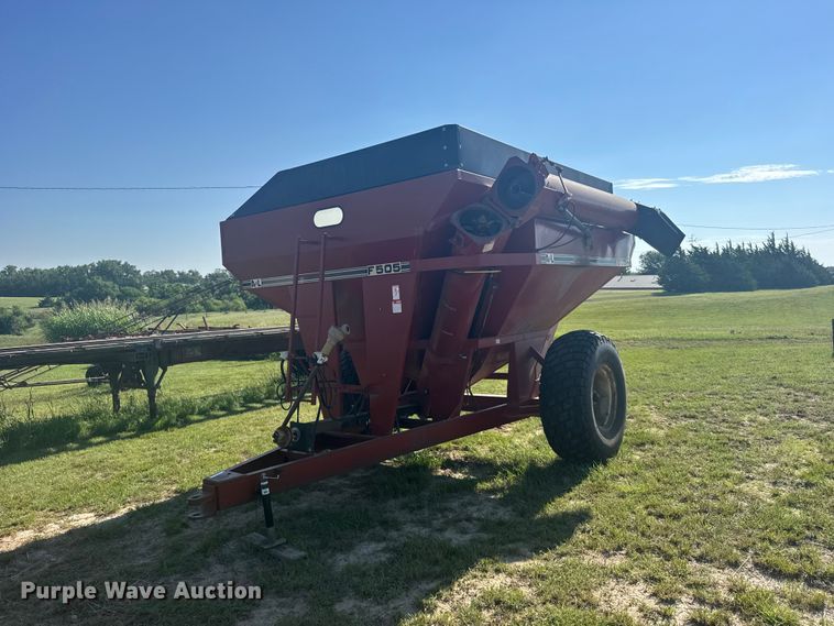 Parham Industries F505 grain cart