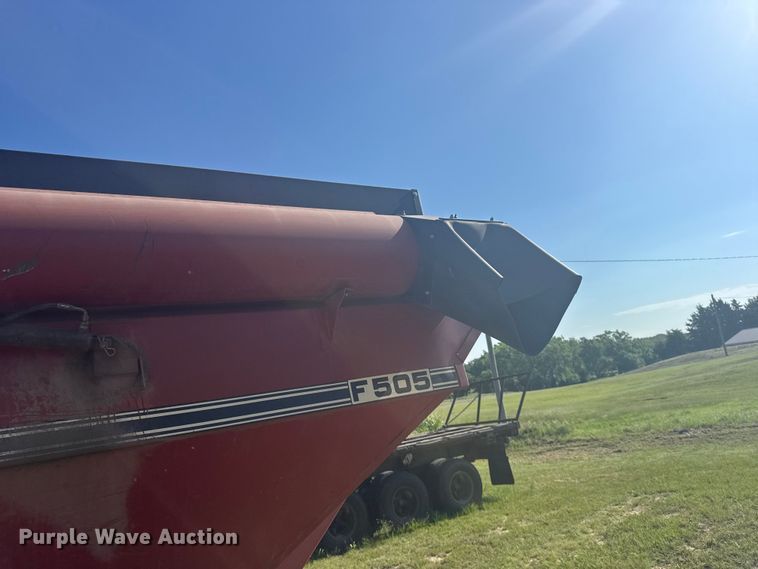 image for item DY3006 Parham Industries F505 grain cart