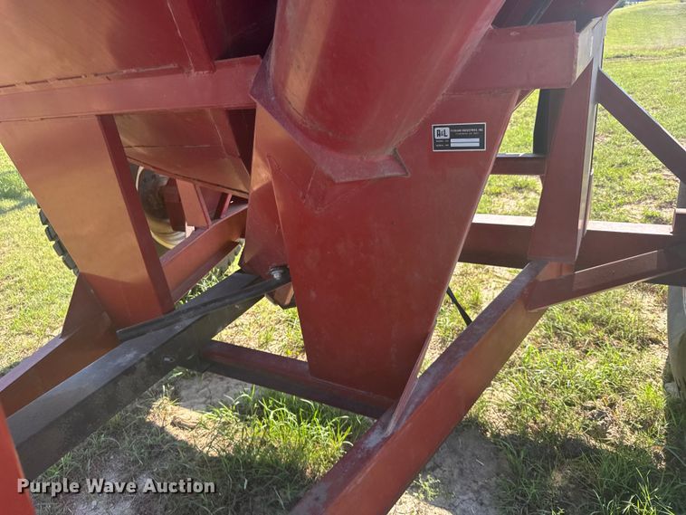 image for item DY3006 Parham Industries F505 grain cart