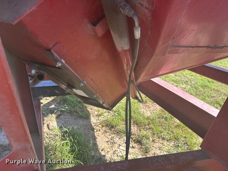image for item DY3006 Parham Industries F505 grain cart