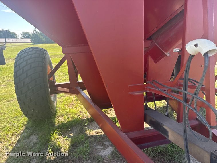 image for item DY3006 Parham Industries F505 grain cart