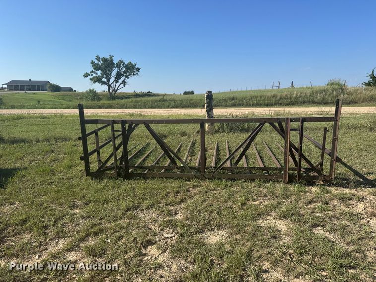 image for item DY3007 Hay forks