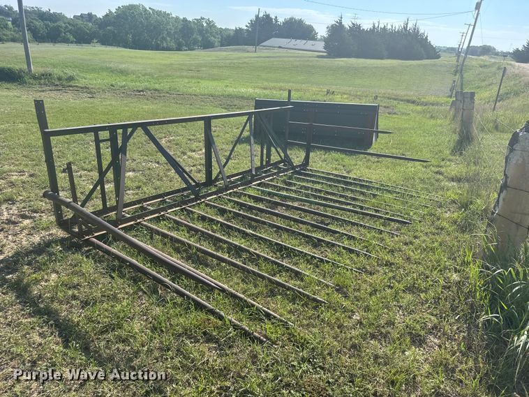 image for item DY3007 Hay forks