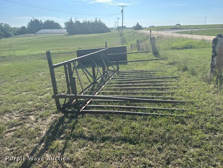 image for item DY3007 Hay forks