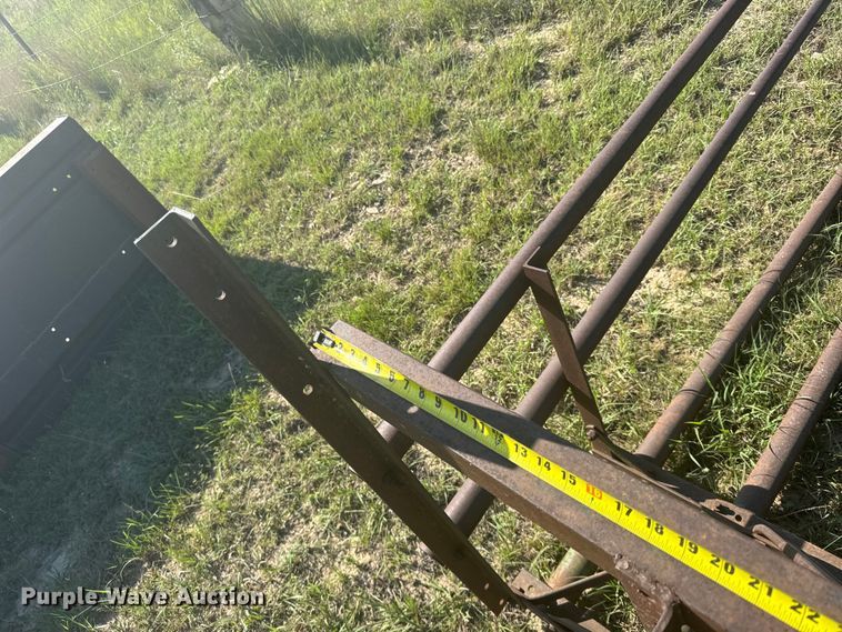 image for item DY3007 Hay forks