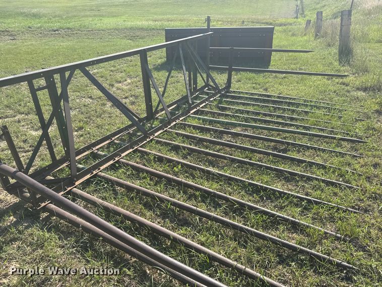 image for item DY3007 Hay forks