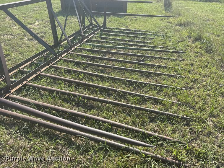 image for item DY3007 Hay forks