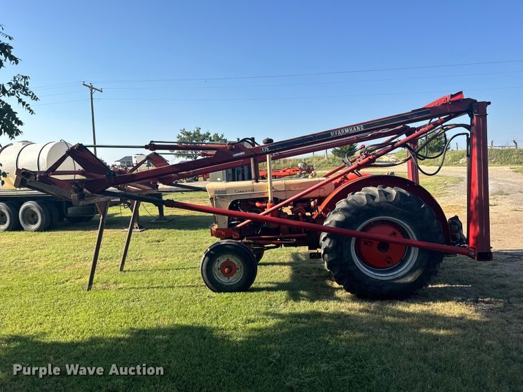 image for item DY3010 Case Caes-O-Matic 802-B tractor