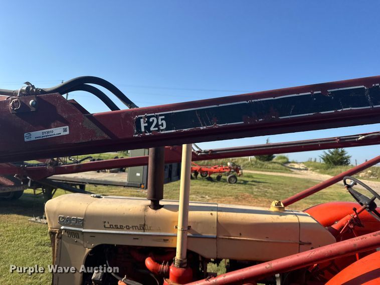 image for item DY3010 Case Caes-O-Matic 802-B tractor