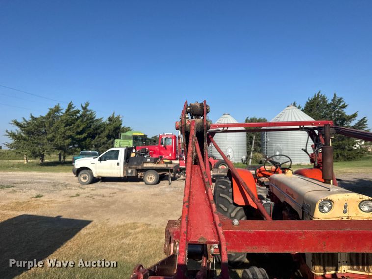 image for item DY3010 Case Caes-O-Matic 802-B tractor