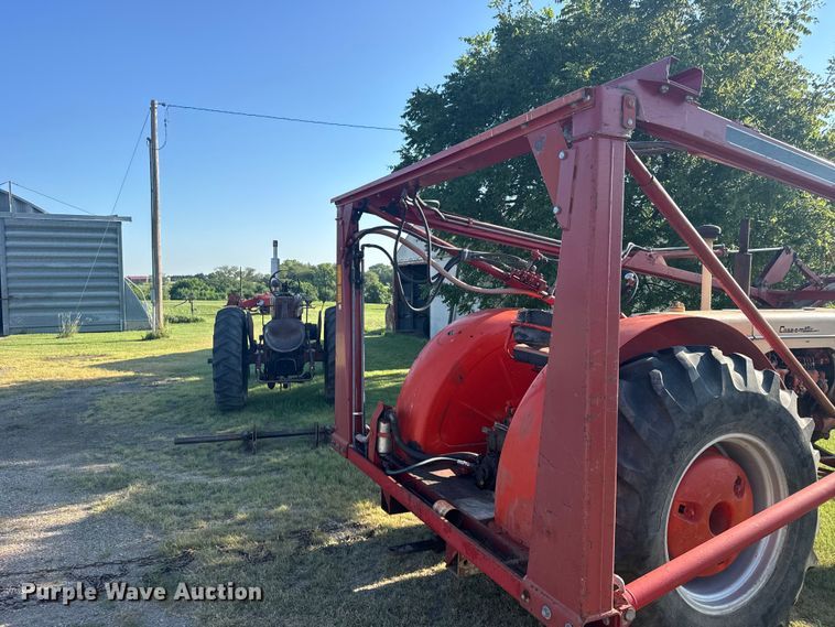 image for item DY3010 Case Caes-O-Matic 802-B tractor