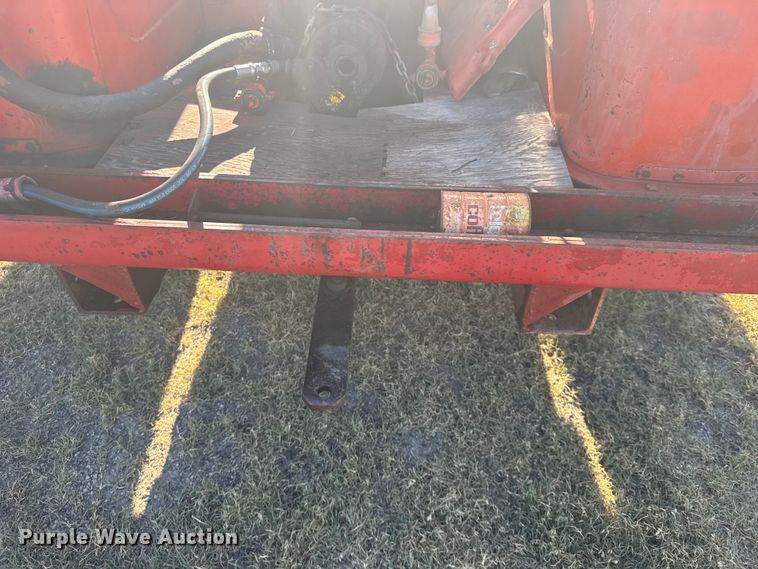 image for item DY3010 Case Caes-O-Matic 802-B tractor