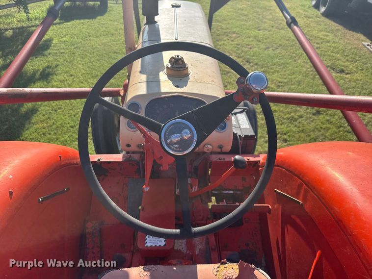 image for item DY3010 Case Caes-O-Matic 802-B tractor