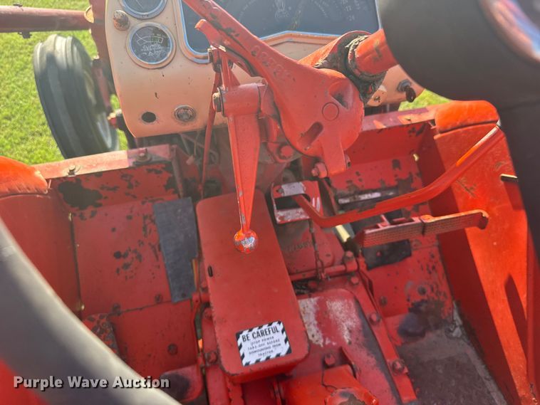 image for item DY3010 Case Caes-O-Matic 802-B tractor