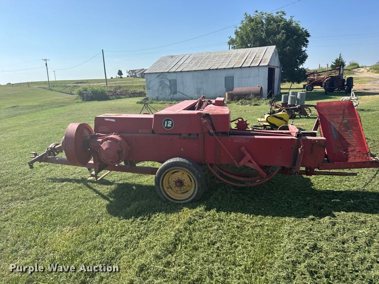 image for item DY3011 Massey Ferguson 12 small square baler