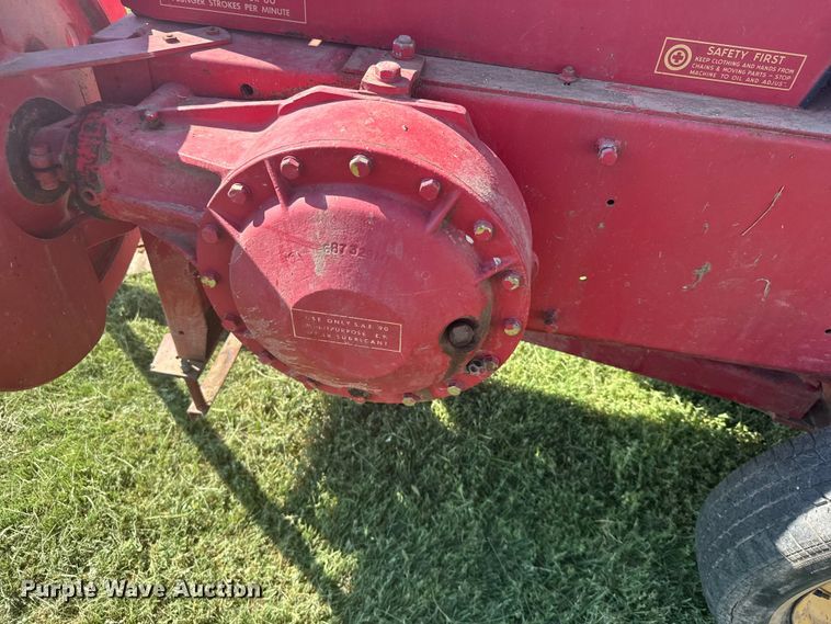 image for item DY3011 Massey Ferguson 12 small square baler