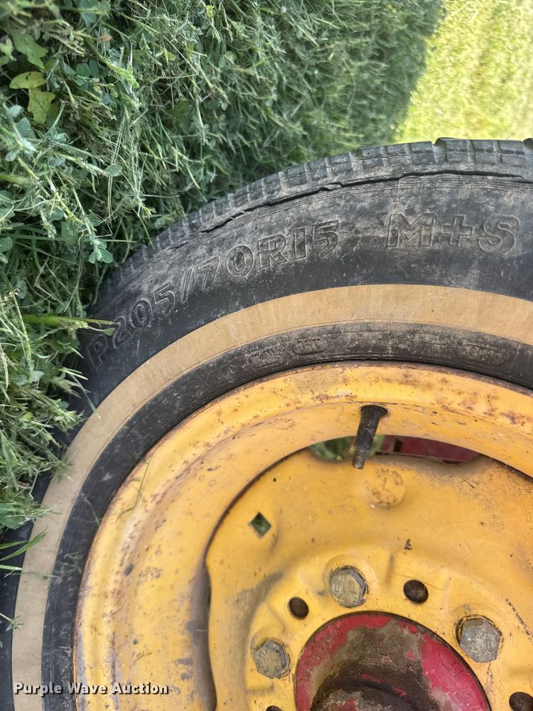 image for item DY3011 Massey Ferguson 12 small square baler