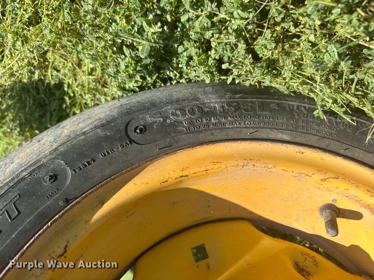 image for item DY3011 Massey Ferguson 12 small square baler