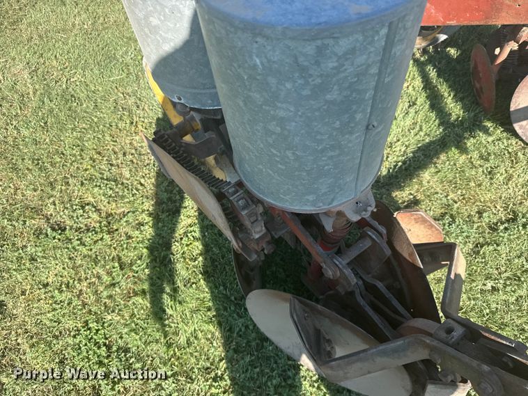 image for item DY3013 Dempster planter