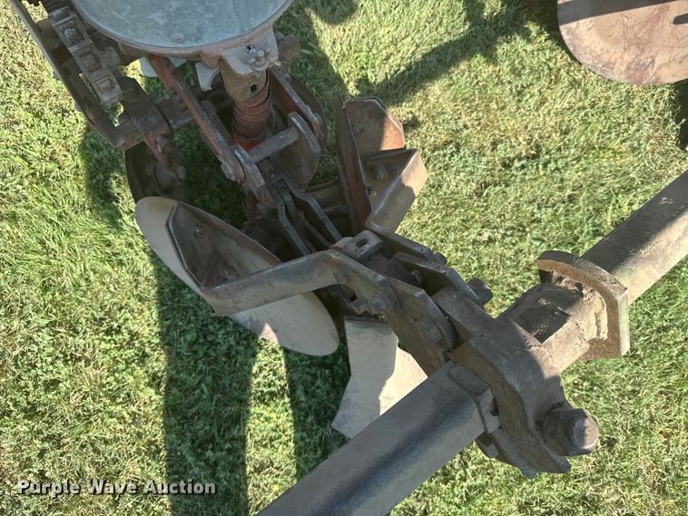 image for item DY3013 Dempster planter