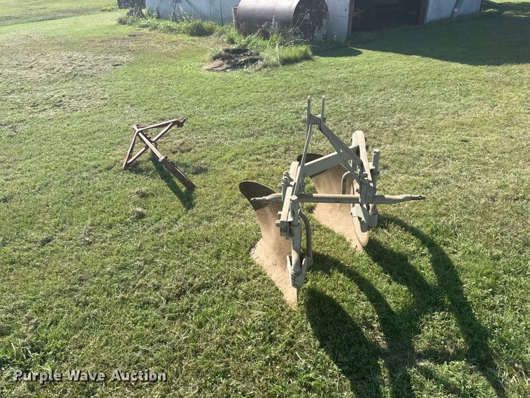 image for item DY3014 Ferguson plow
