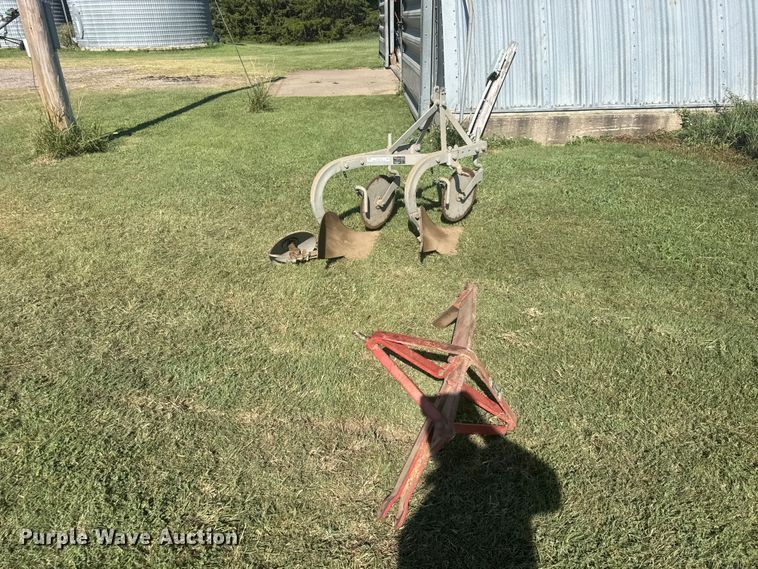 image for item DY3014 Ferguson plow