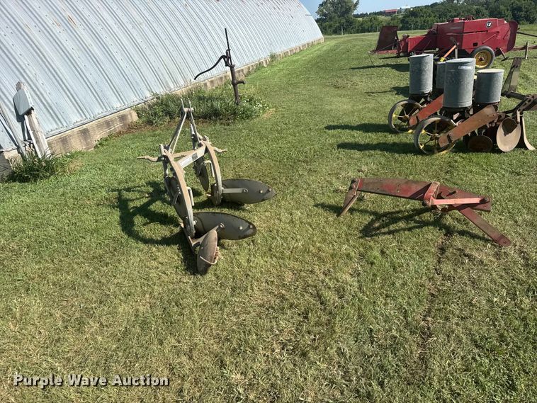 image for item DY3014 Ferguson plow