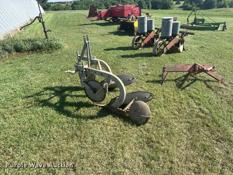 image for item DY3014 Ferguson plow