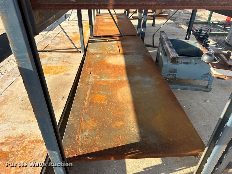 image for item DY3016 Approximately 9 sections of pallet racking