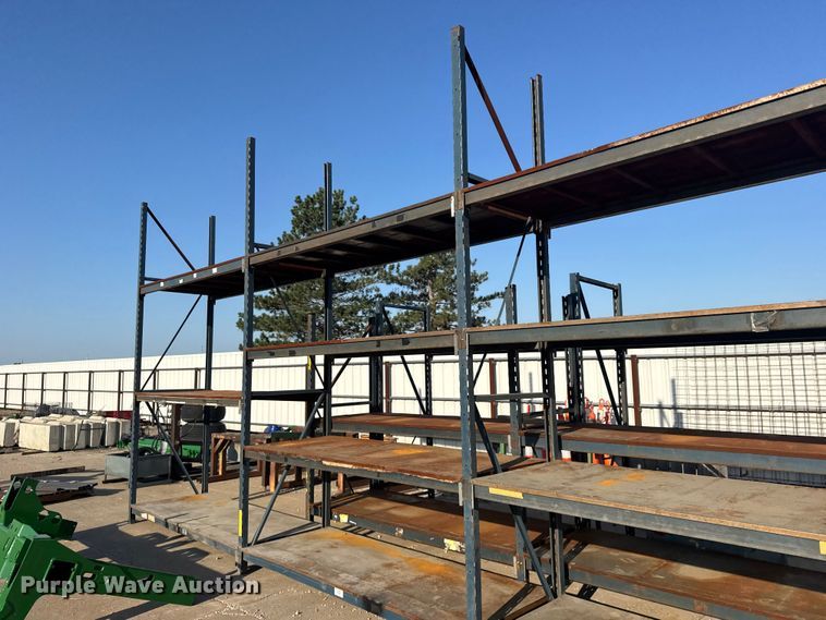 image for item DY3016 Approximately 9 sections of pallet racking