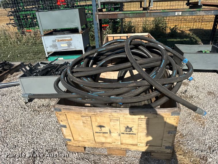 image for item DY3017 Hydraulic hose and fittings