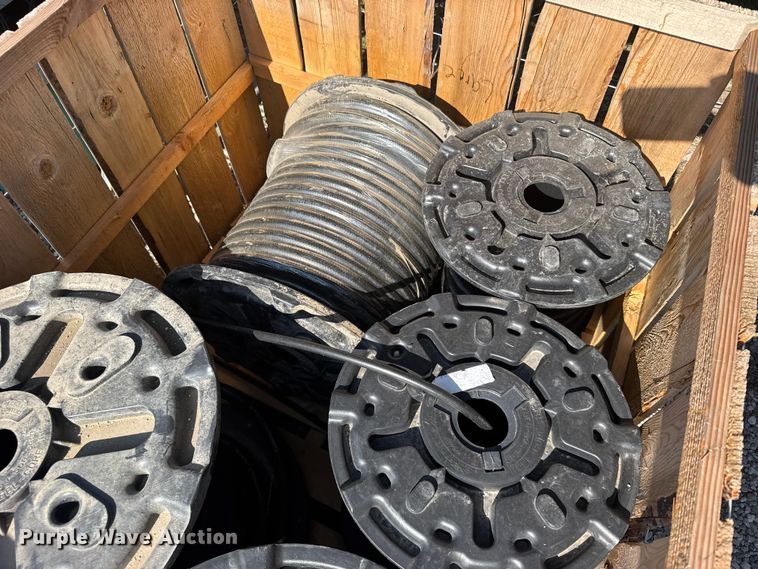 image for item DY3017 Hydraulic hose and fittings