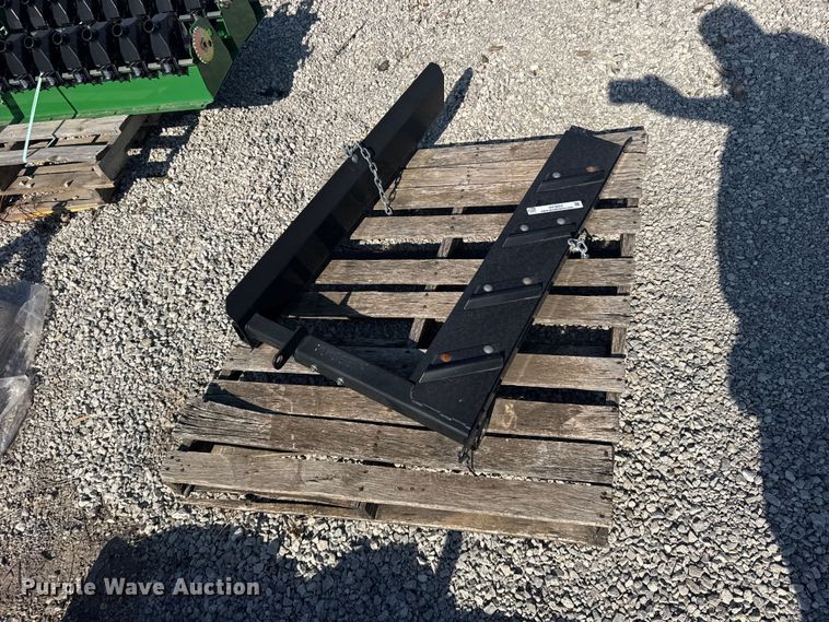 image for item DY3023 Massey Ferguson bale ramp