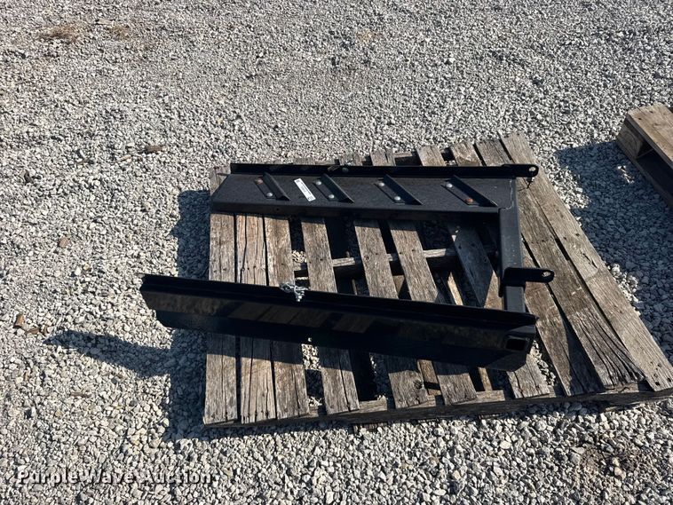 image for item DY3023 Massey Ferguson bale ramp