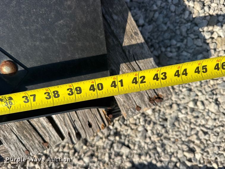 image for item DY3023 Massey Ferguson bale ramp