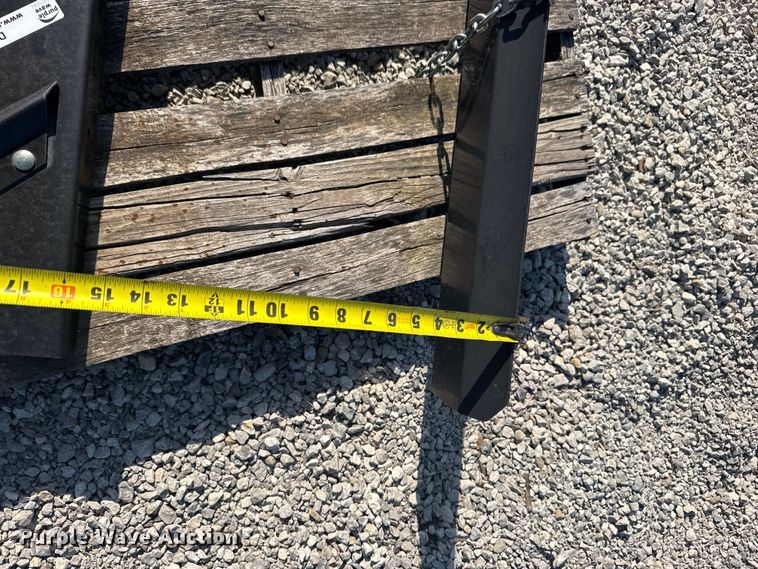 image for item DY3023 Massey Ferguson bale ramp