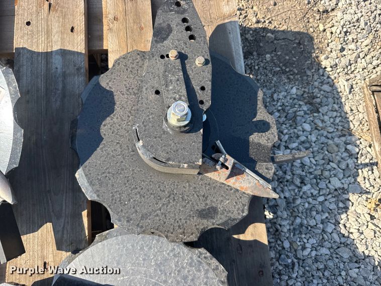 image for item DY3024 Planter parts