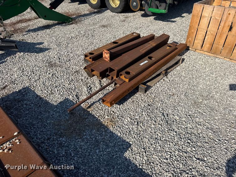 image for item DY3029 (3) pallets of various sized tubing