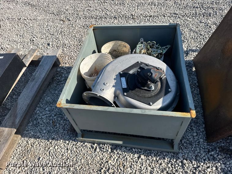 image for item DY3032 Planter parts