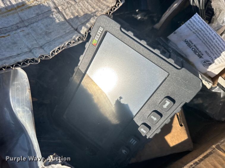 image for item DY3033 Loup Elite mini monitor