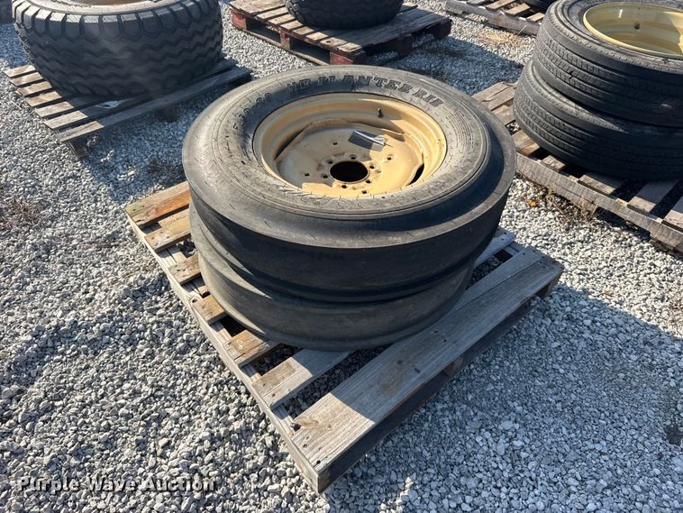 image for item DY3043 (2) SWT 7.50-20 tires and wheels 
