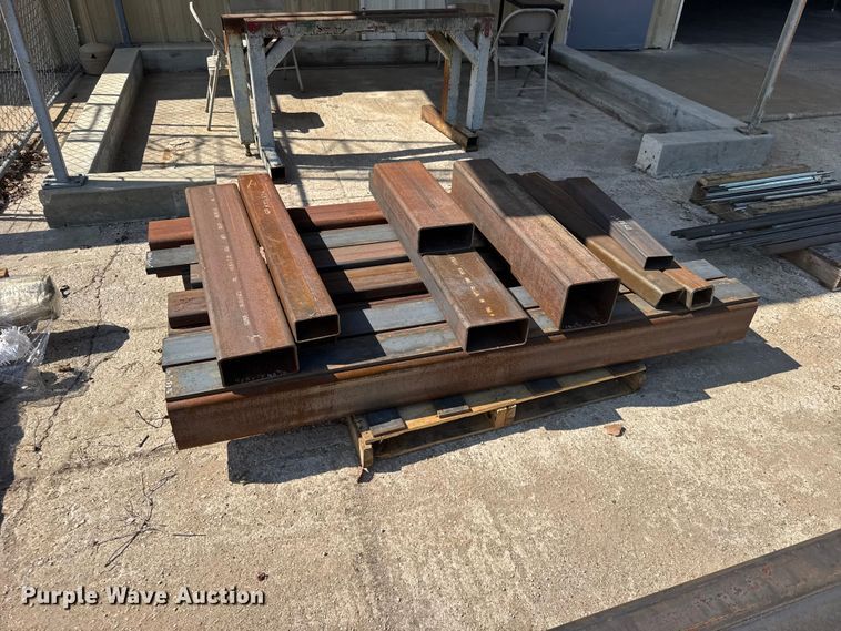 image for item DY3051 Box tubing