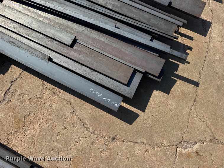 image for item DY3052 Metal flat bar