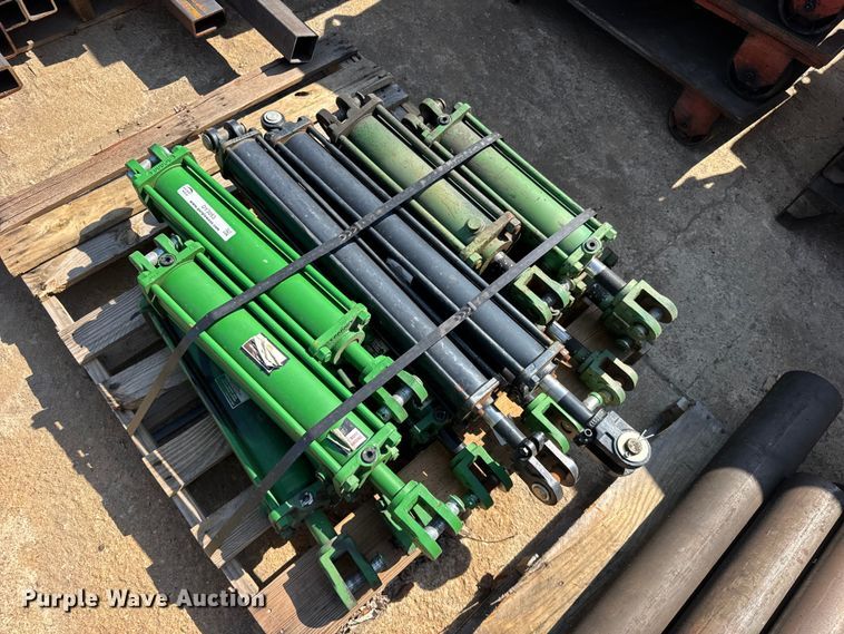 image for item DY3053 Hydraulic cylinders