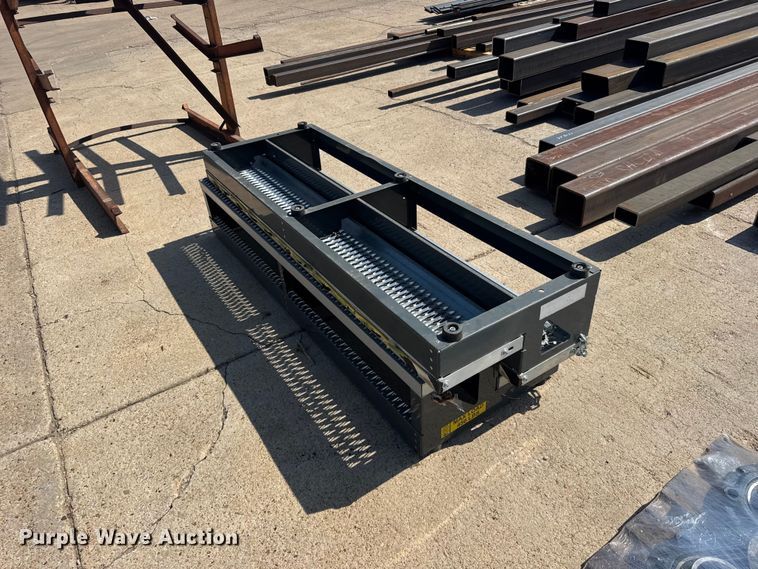 image for item DY3056 Metal steps
