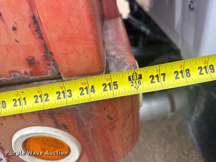 image for item DY3075 1989 Ford LT8000 grain truck