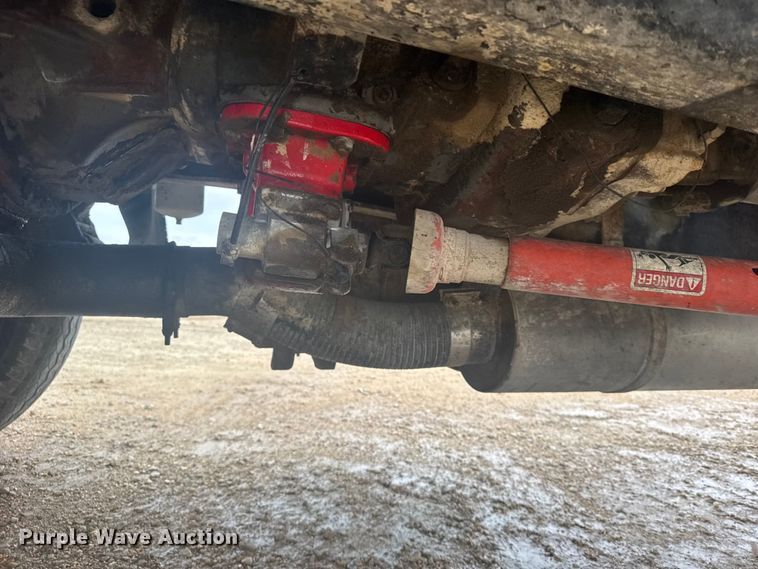 image for item DY3075 1989 Ford LT8000 grain truck